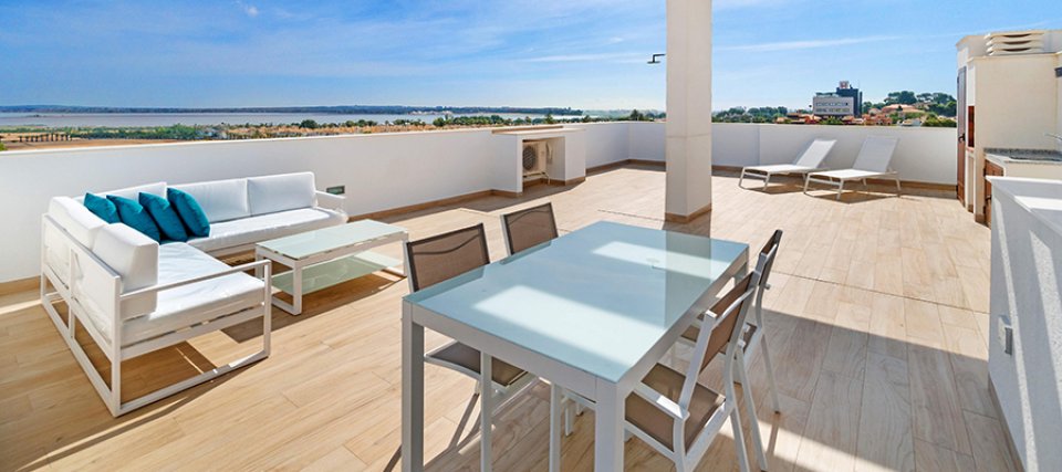 APPARTEMENT ATTIQUE LAGUN